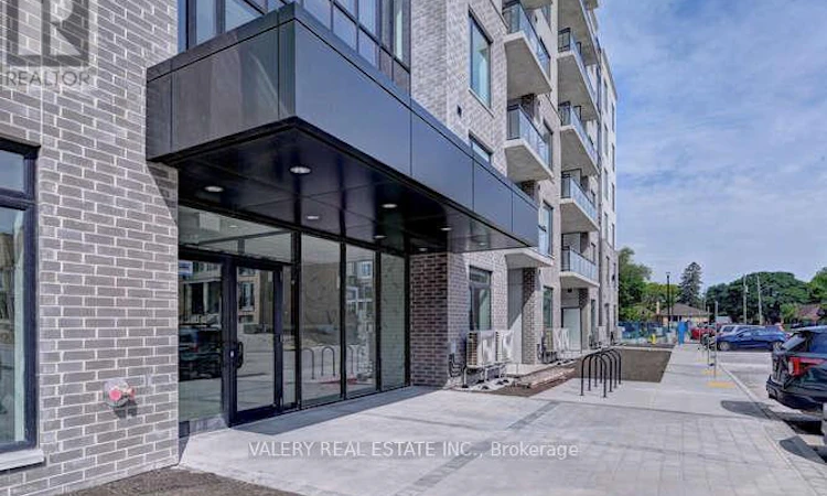 102-103 Roger Street