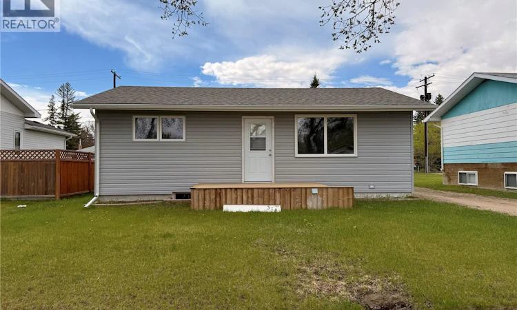 318 Mctavish Street