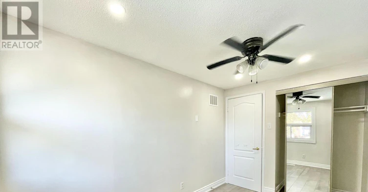 26 Homeland Court, Brampton, ON, L6S 1R8 - 4