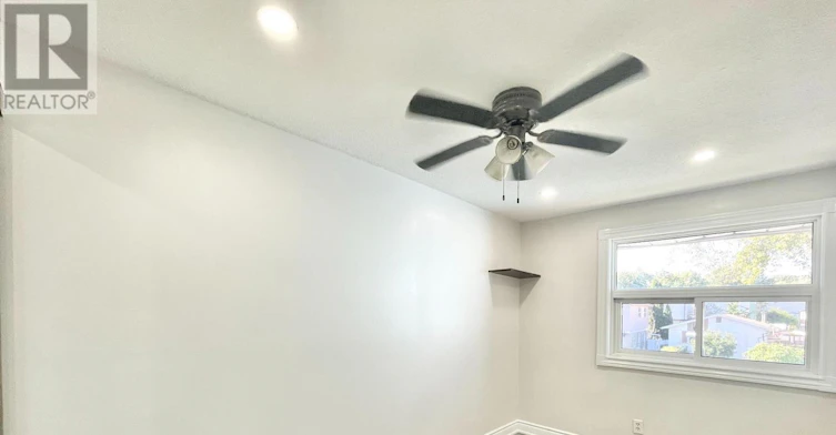 26 Homeland Court, Brampton, ON, L6S 1R8 - 12