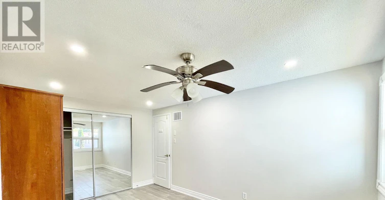 26 Homeland Court, Brampton, ON, L6S 1R8 - 6