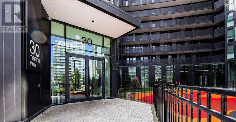 526-30 Tretti Way, Toronto, ON, M3H 0E3 - 14
