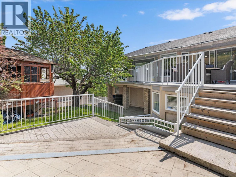 607 S Clifton Road, Kelowna, BC, V1V 1A7 - 42