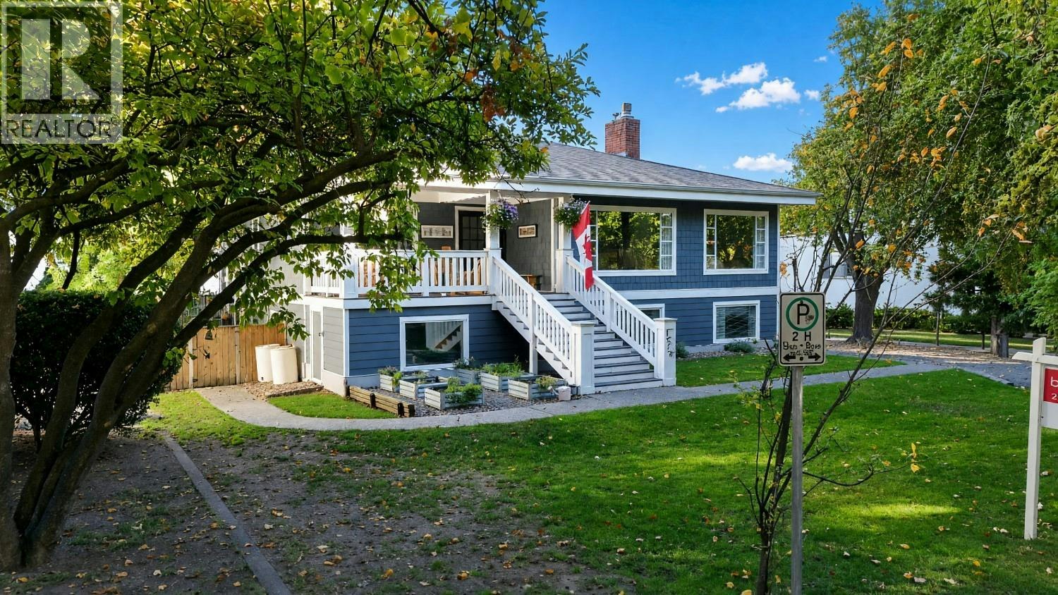 1847 Maple Street, Kelowna, BC, V1Y 1H4