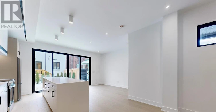 LANEWAY HOUSE-168 Pearson Avenue, Toronto, ON, M6R 1G5 - 5