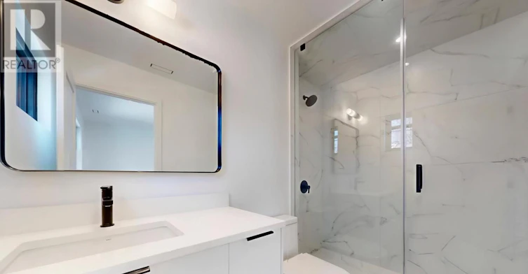 LANEWAY HOUSE-168 Pearson Avenue, Toronto, ON, M6R 1G5 - 26