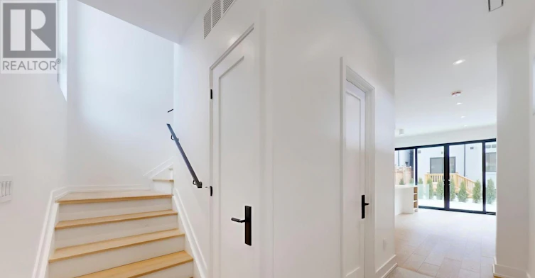 LANEWAY HOUSE-168 Pearson Avenue, Toronto, ON, M6R 1G5 - 18