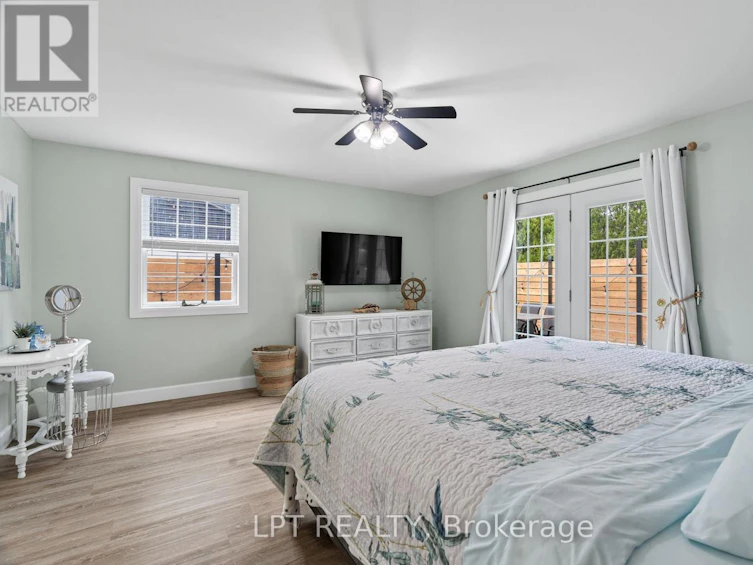 7652 Riverside Drive, Lambton Shores, ON, N0M 2L0 - 17