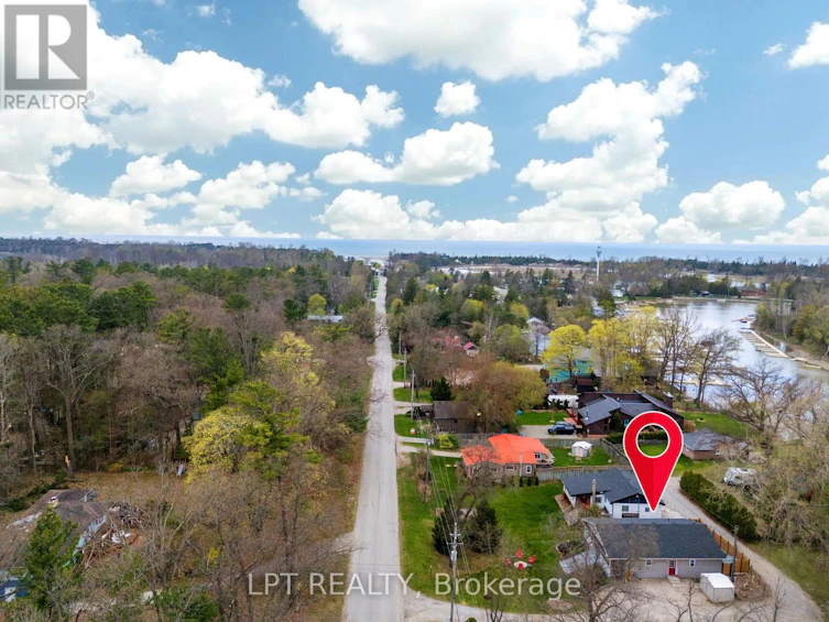 7652 Riverside Drive, Lambton Shores, ON, N0M 2L0 - 44