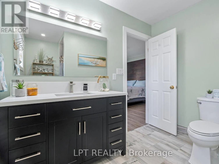 7652 Riverside Drive, Lambton Shores, ON, N0M 2L0 - 21
