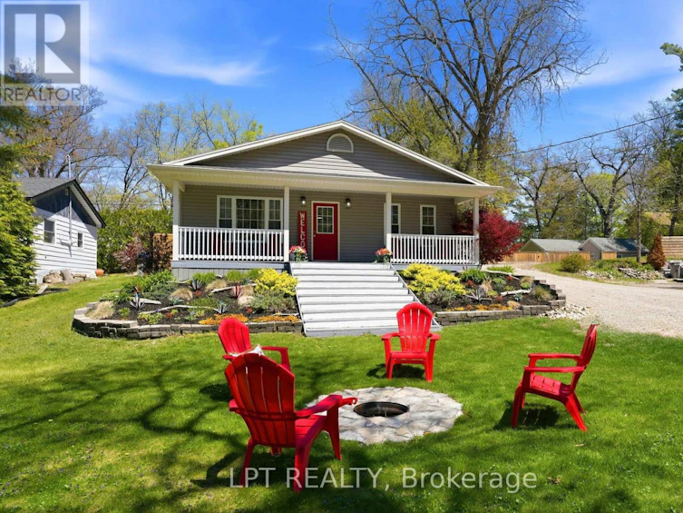 7652 Riverside Drive, Lambton Shores, ON, N0M 2L0 - 4