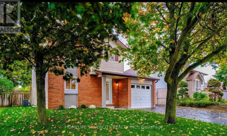 731 Elgin Street N