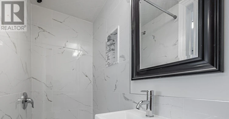 A-90 Galt Avenue, Toronto, ON, M4M 2Z3 - 7