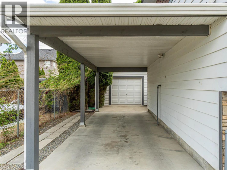 879 Serle Road, Kamloops, BC, V2B 6L8 - 13