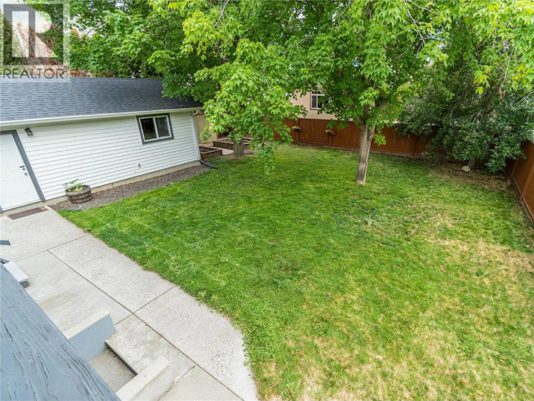 879 Serle Road, Kamloops, BC, V2B 6L8 - 20