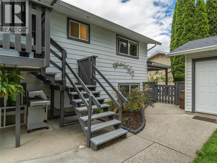879 Serle Road, Kamloops, BC, V2B 6L8 - 15