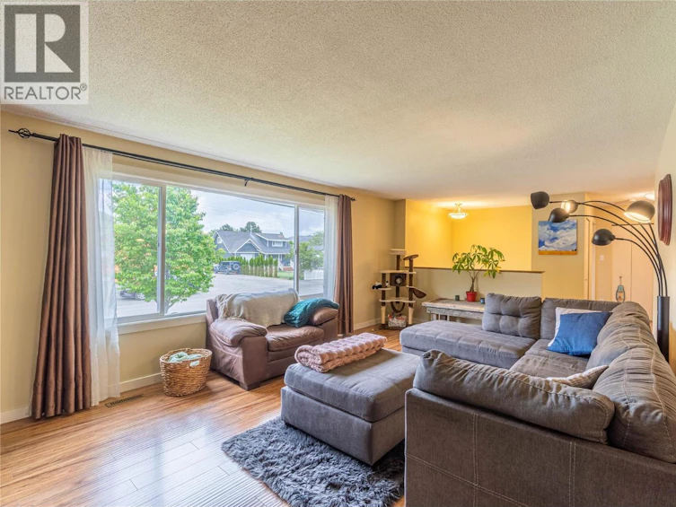 879 Serle Road, Kamloops, BC, V2B 6L8 - 29