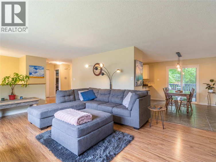 879 Serle Road, Kamloops, BC, V2B 6L8 - 5