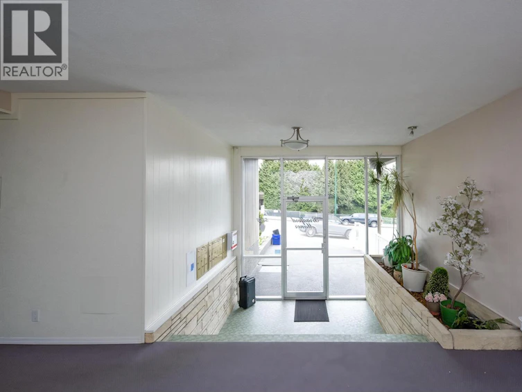 5353 Hastings Street, Burnaby, BC, V5B 1P9 - 4