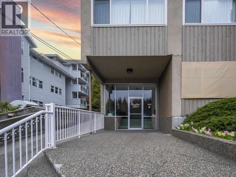 5353 Hastings Street, Burnaby, BC, V5B 1P9