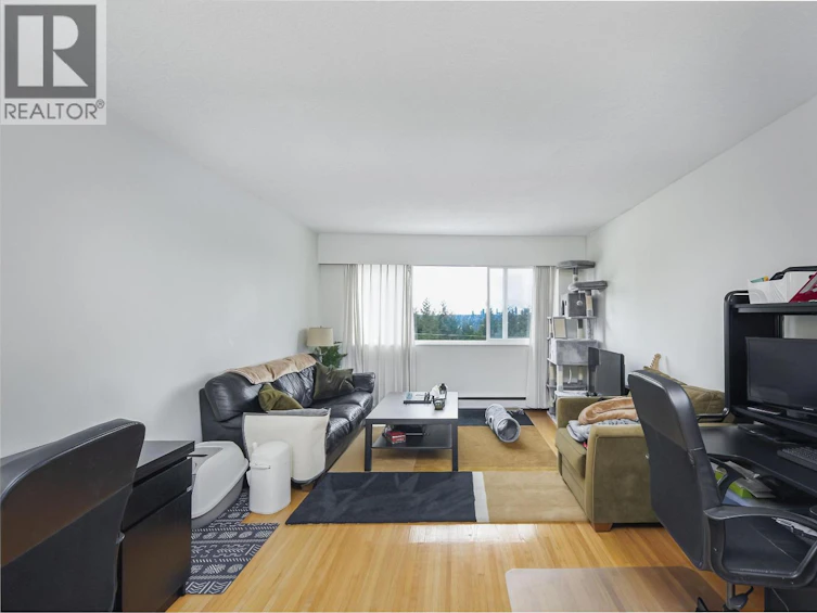 5353 Hastings Street, Burnaby, BC, V5B 1P9 - 11