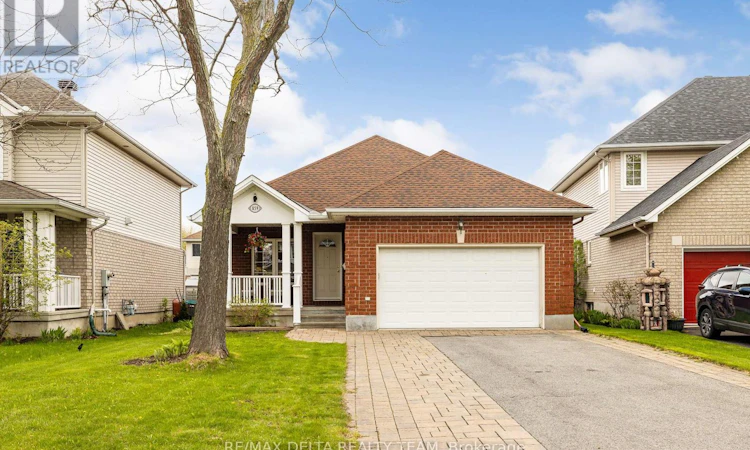 859 Giant Cedars Crescent