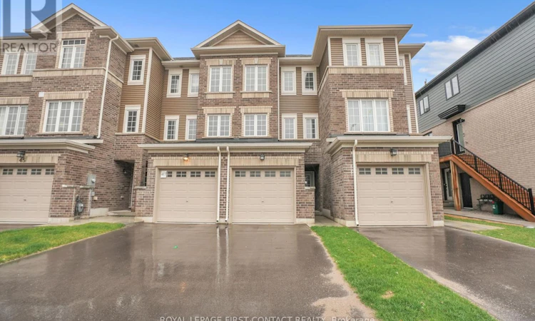 49 Pumpkin Corner Crescent