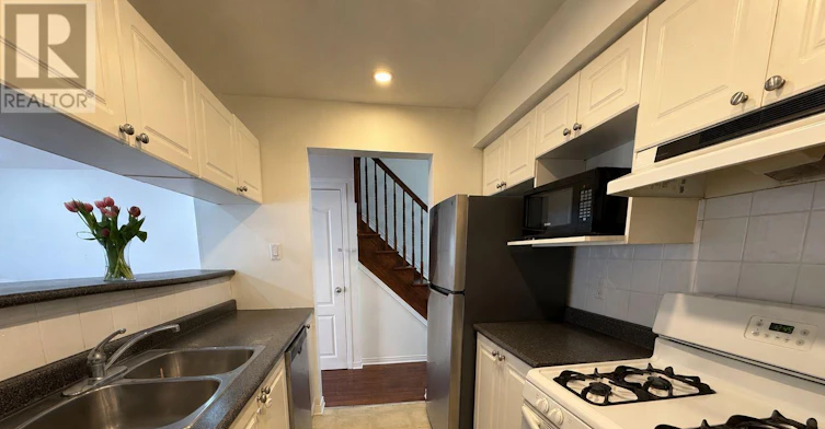 222 Freedom Private, Ottawa, ON, K1G 6W2 - 4