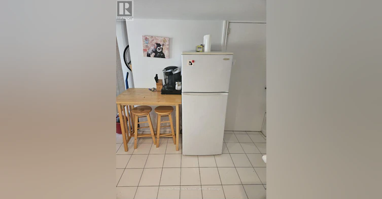 LOWER-10 Wroxeter Avenue, Toronto, ON, M4K 1J6 - 14