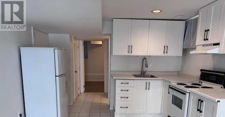 LOWER-10 Wroxeter Avenue, Toronto, ON, M4K 1J6 - 10