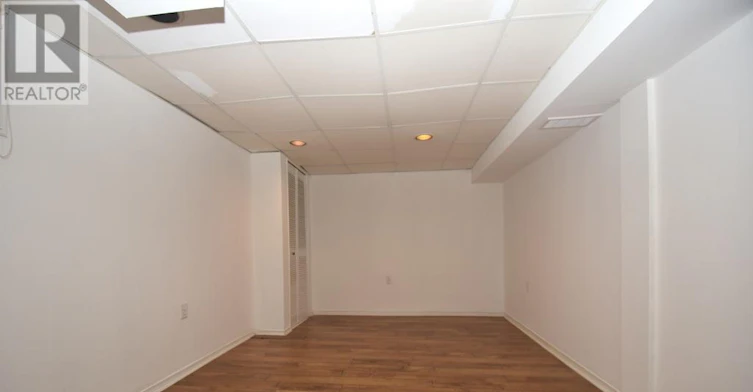 87 Vauxhall Drive, Toronto, ON, M1P 1R1 - 9