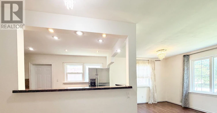 87 Vauxhall Drive, Toronto, ON, M1P 1R1 - 3