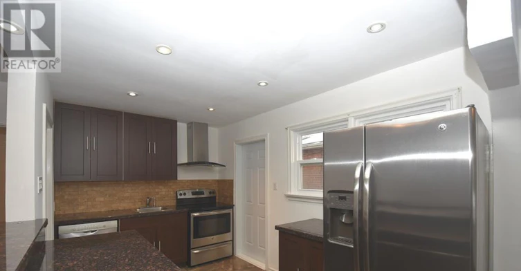 87 Vauxhall Drive, Toronto, ON, M1P 1R1 - 4