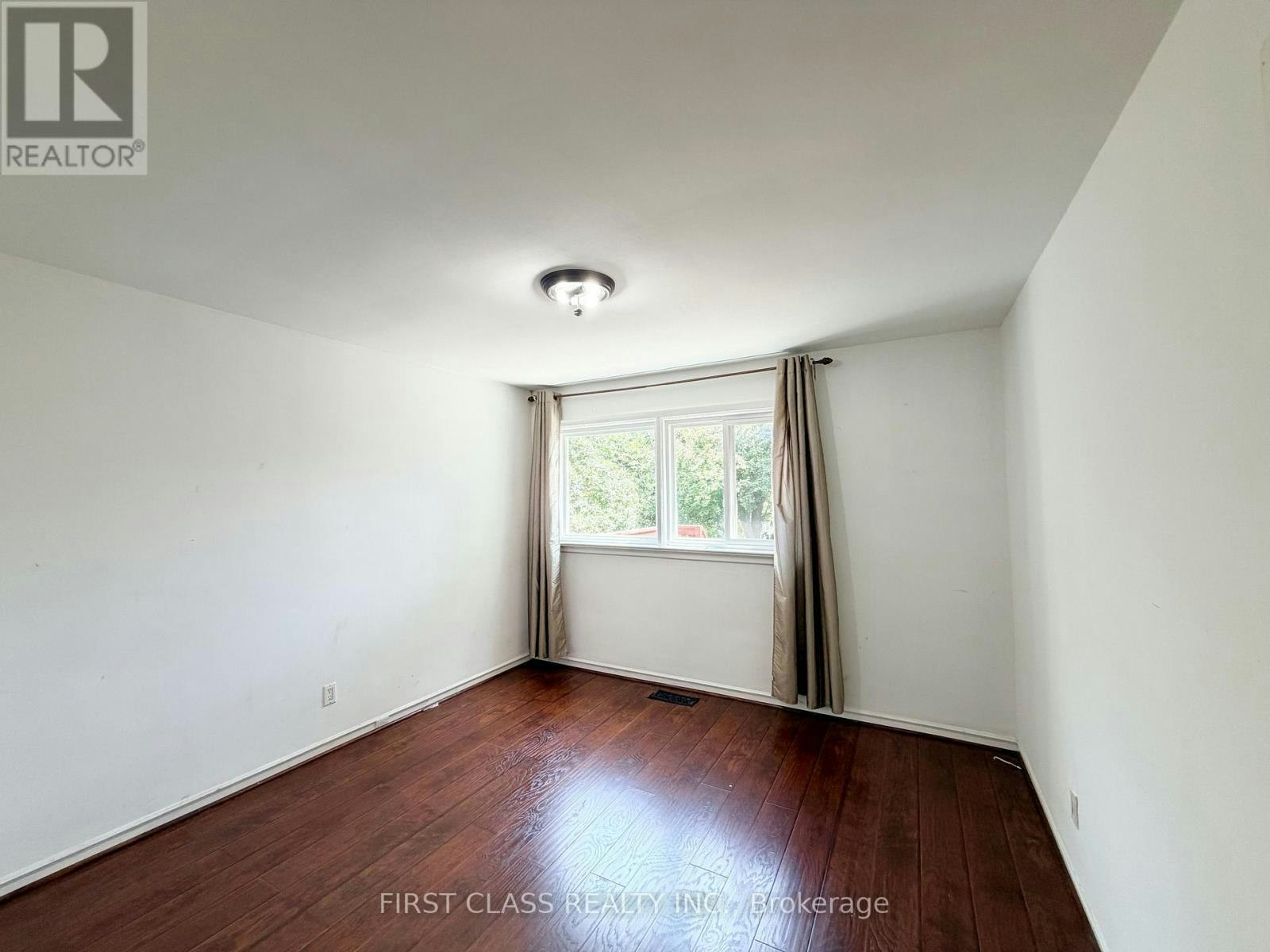 87 Vauxhall Drive, Toronto, ON, M1P 1R1 - 9