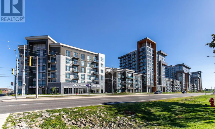221-460 Dundas Street E