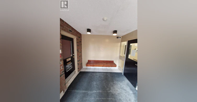 304-268 Lorry Greenberg Drive, Ottawa, ON, K1T 3K1 - 11