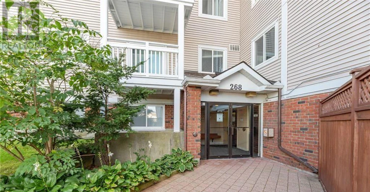 304-268 Lorry Greenberg Drive, Ottawa, ON, K1T 3K1 - 2