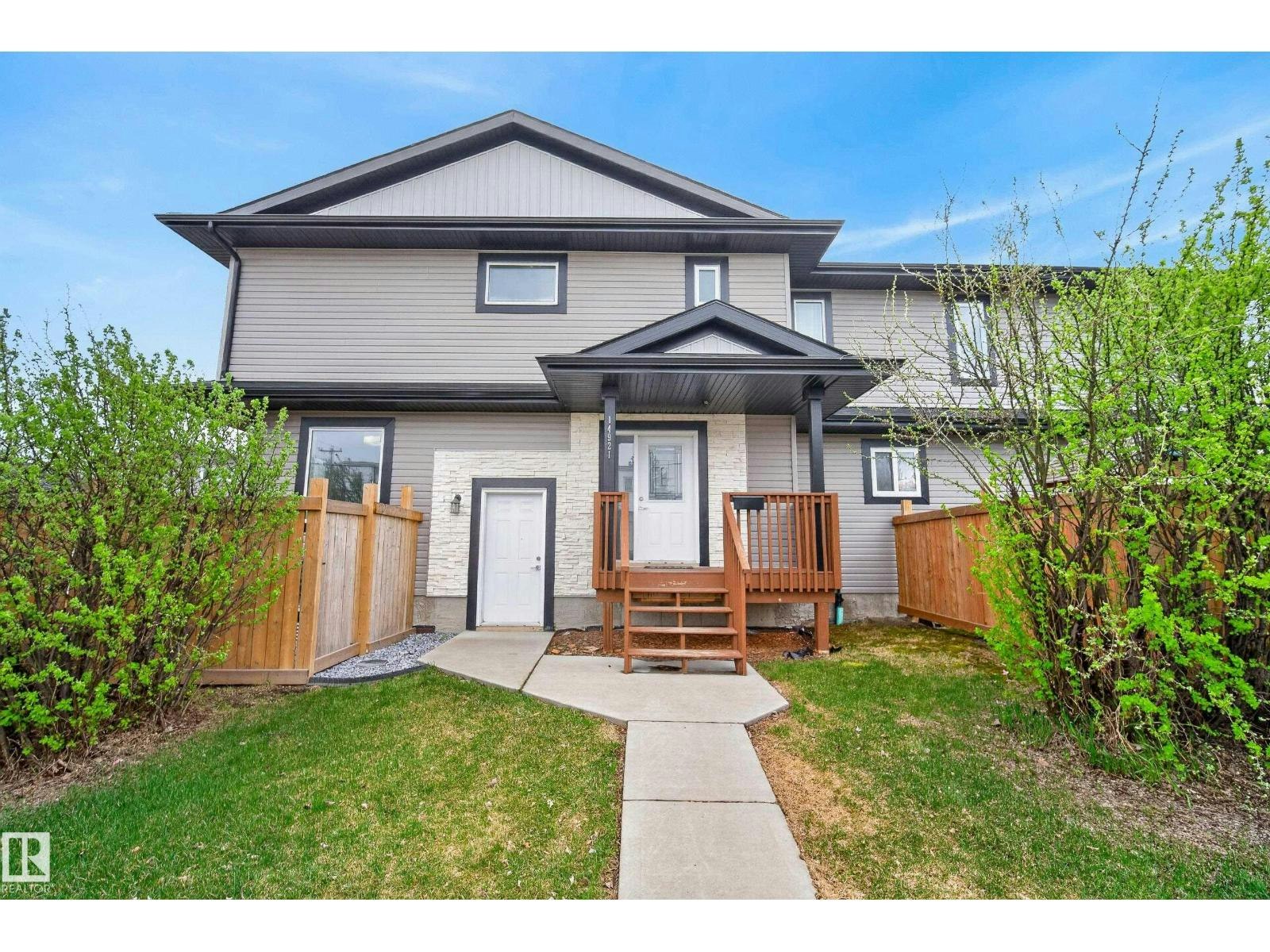 14921 90 Avenue NW, Edmonton, AB, T5R 1E6