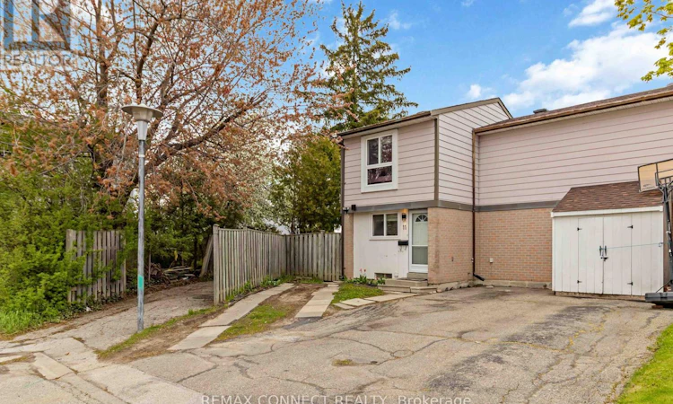 11 Grantbrook Court
