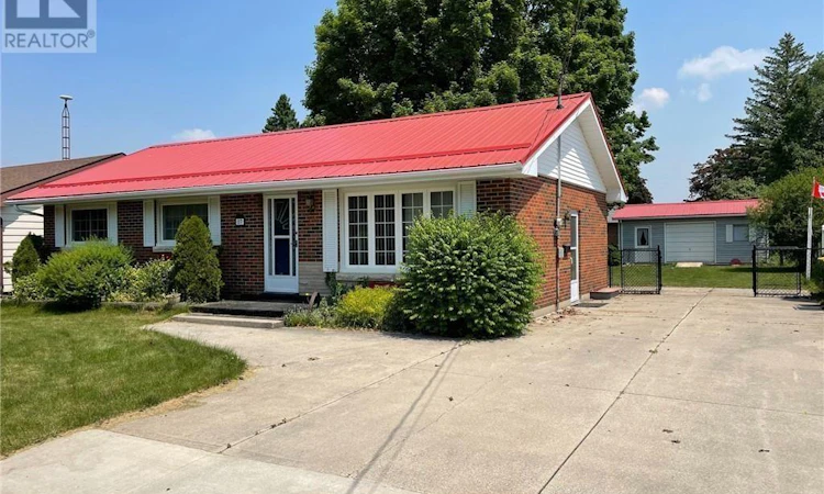 27 Herbert Avenue
