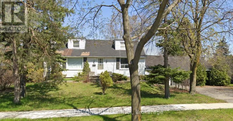 22 Pleasant View Drive, Toronto, ON, M2J 3P5