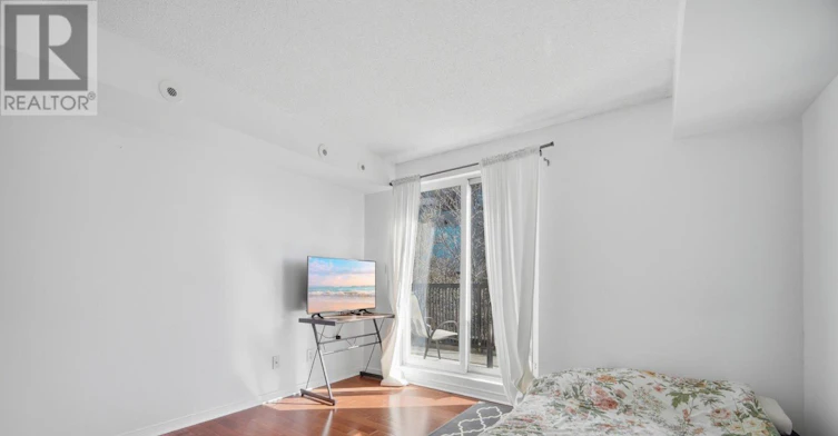 2002-3049 Finch Avenue W, Toronto, ON, M9M 0A5 - 24