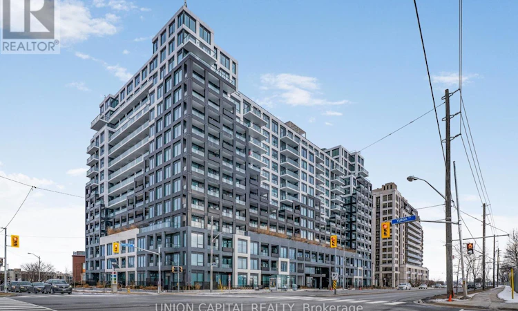 835-1100 Sheppard Avenue W