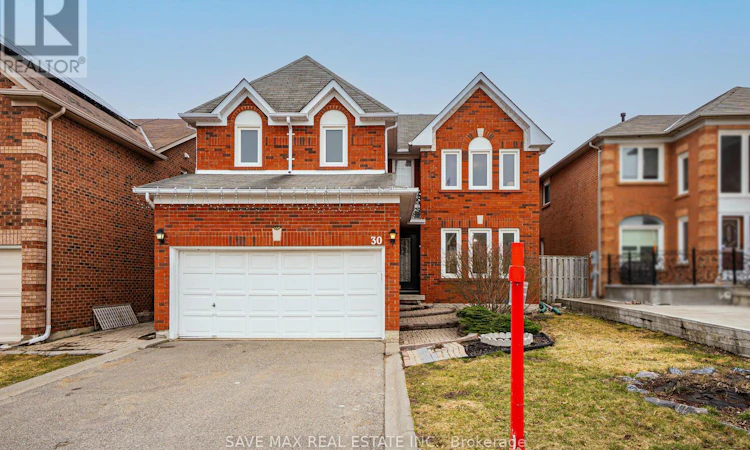 30 Adirondack Crescent