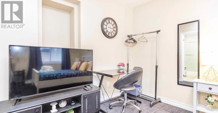 4-456 Bronson Avenue, Ottawa, ON, K1R 6J6 - 4