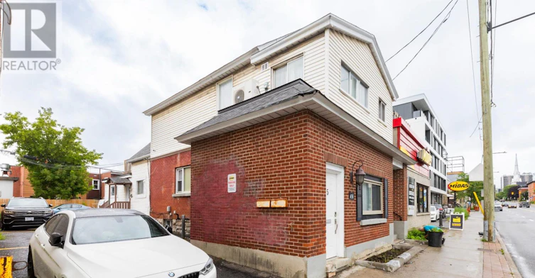 4-456 Bronson Avenue, Ottawa, ON, K1R 6J6