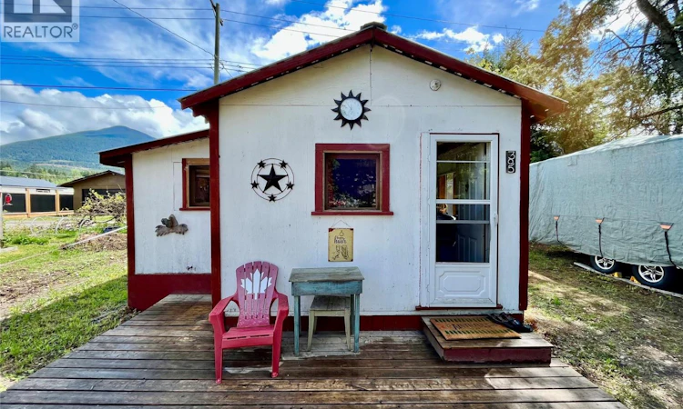 305 NW 8th Avenue