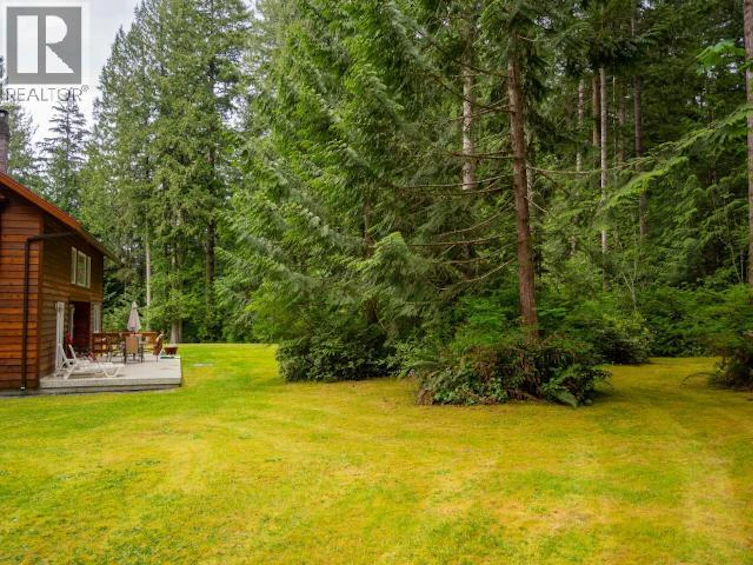 2551 Wilcox Road, Powell River, BC, V8A 0P3 - 90