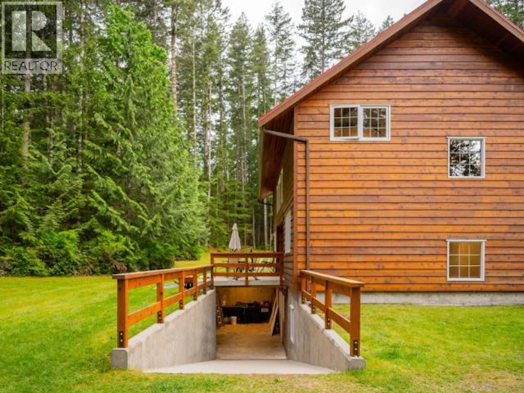 2551 Wilcox Road, Powell River, BC, V8A 0P3 - 70