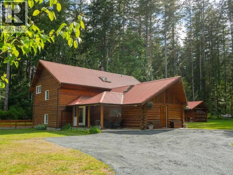 2551 Wilcox Road, Powell River, BC, V8A 0P3 - 2